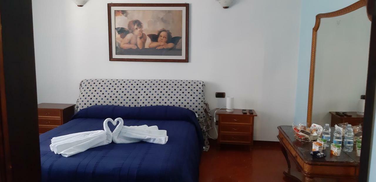 Milazzo Beach Стая снимка